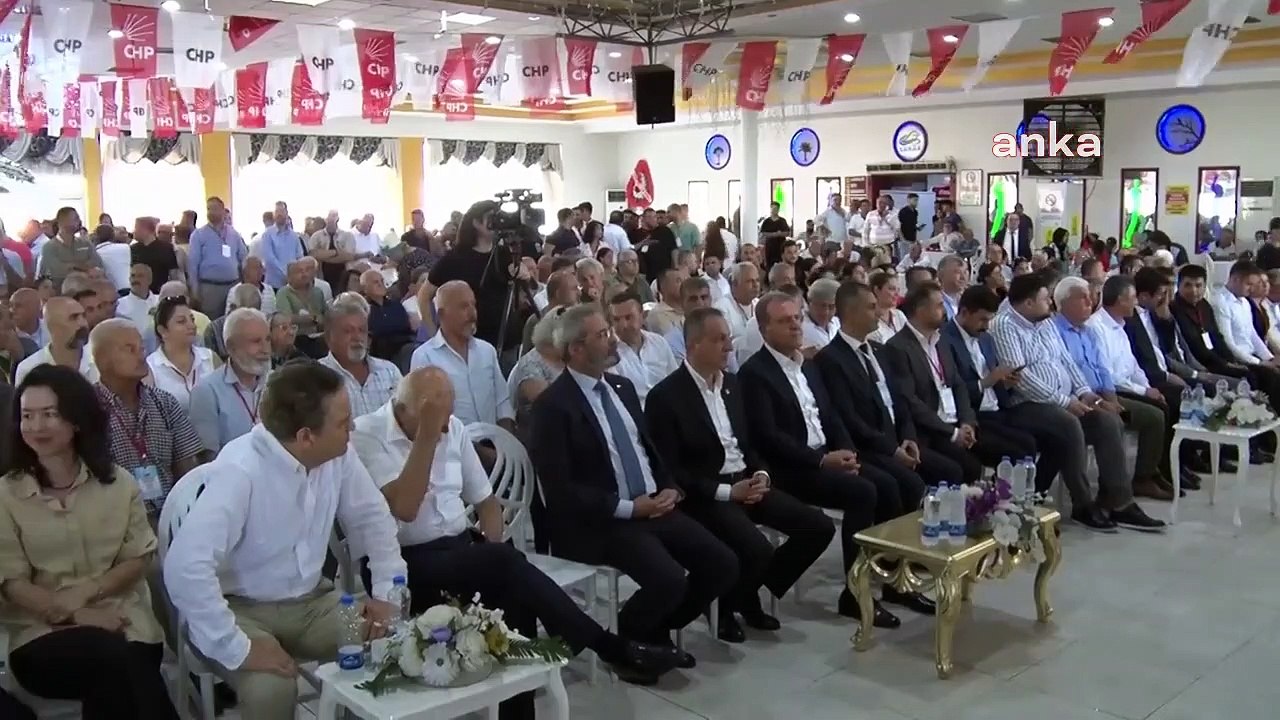 CHP Tarsus İlçe Kongresi'ne Katılan Vahap Seçer: "Tarsus'u ve Mersin Büyükşehir Belediyesini Yeniden Kazanacağız"
