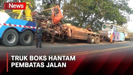Truk Hantam Pembatas Jalan di Tol Cipularang, Satu Orang Tewas