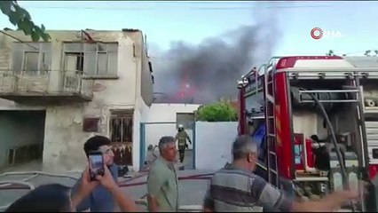 İzmir’de korkutan yangın: 2’si metruk toplam 5 ev zarar gördü