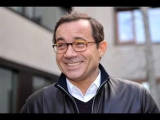 "Il a été très généreux avec moi" : Faustine Bollaert sur celui qui a lancé sa carrière