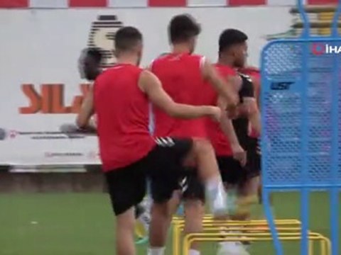 Emre Kılınç: Samsunspor'da başarılı olup tekrar milli takıma çağrılmak isterim