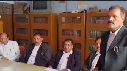 पश्चिमी चंपारण: हाईकोर्ट ने लिया संज्ञान पूर्व डीएम पर दर्ज होगा मुकदमा, जानिए पूरा मामला