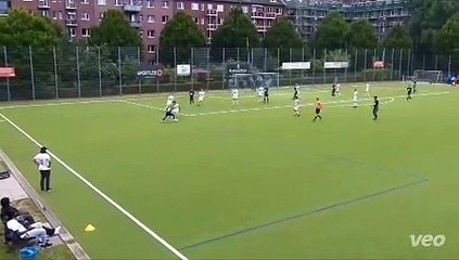 Nassim Saleh (Eintracht Lokstedt) mit einem Traumtor!