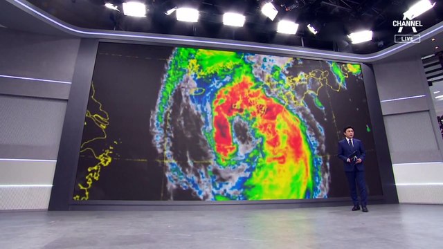 첫 한반도 관통 태풍…태풍 ‘카눈’ 더 강해진 채 북상