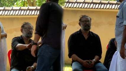 സിദ്ദിഖിന്റെ ശരീരം എടുത്തിട്ടും സങ്കടമടക്കാനാകാതെ വീട്ടിൽ തന്നെ നിൽക്കുന്ന ലാൽ