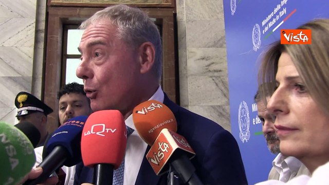 Stellantis, Urso: D'accordo su inversione tendenza chiusura siti