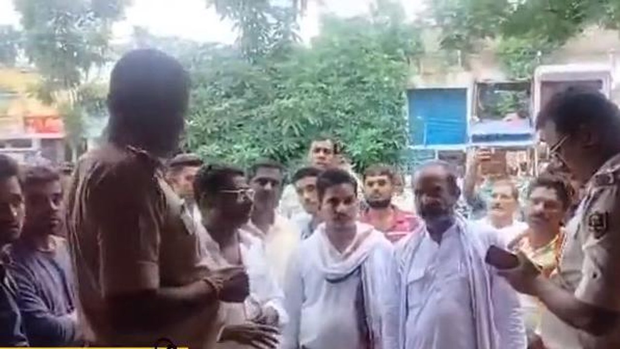 मुंगेर: दांत का इलाज कराने आई महिला की मौत, परिजनों ने डॉक्टर पर लगाए आरोप