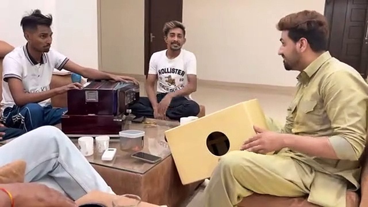 Live Song