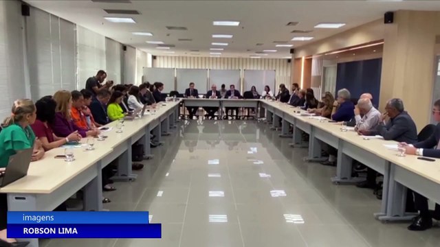 Prefeitos da RMR participam de reunião para discutir destino de prédios com problemas estruturais