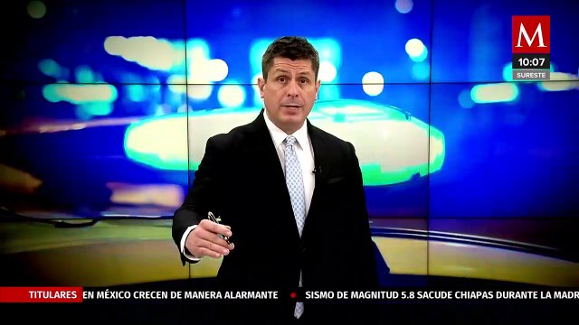 Autobús de pasajeros se queda sin frenos e impacta a nueve vehículos en Xalapa, Veracruz