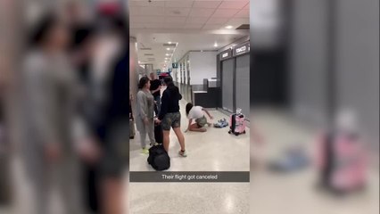 Hay pocas cosas que molesten más: la reacción viral de esta pasajera al cancelarle su vuelo que han visto ya 25M