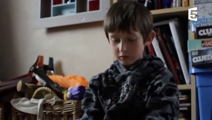 Vous allez pleurer  un chat sauve un enfant