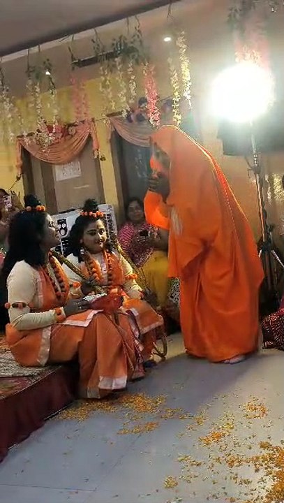 वर्तमान में भरत चरित्र अपनाने की आवश्यकता: पं. किशोर