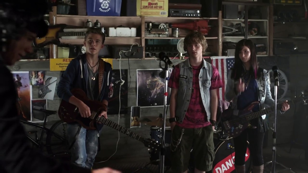 Long Live Rock and Roll - The Haunting Hour Full Episode #61 - The Haunting Hour