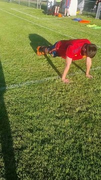 Enteaiment seniors u18 u17 .