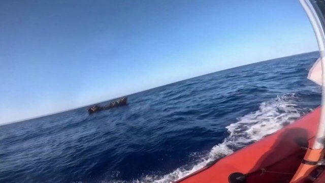 伊 남부에서 이주민 보트 침몰...어린이 3명 등 41명 사망 / YTN