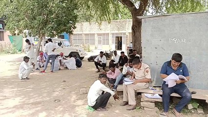 पति लेेने आया तो पत्नी ने प्रेमी संंग नहर मेंं कूूदकर जान दी