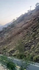 انهيارات خطيرة بـ"عثوان الداير" والأهالي يطالبون بصيانة الطريق