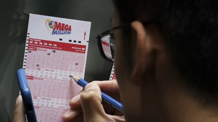 下载视频: Lottery Ticket Sold in Florida Wins $1.58 Billion Mega Millions Jackpot