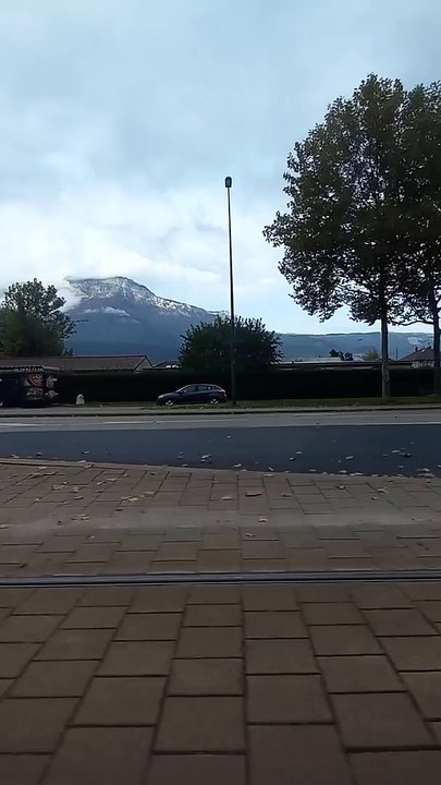 La Ville de Grenoble  Tramway A  Direction Fontaine  La Poya  #France #Grenoble #TAG #Tramway #Tram (58)