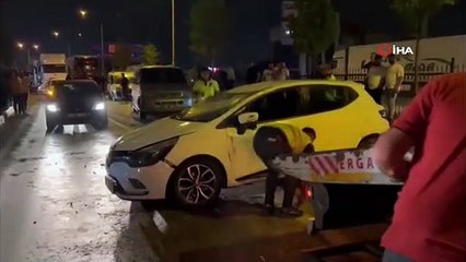 Makas atan araç takla attı: 5 yaralı