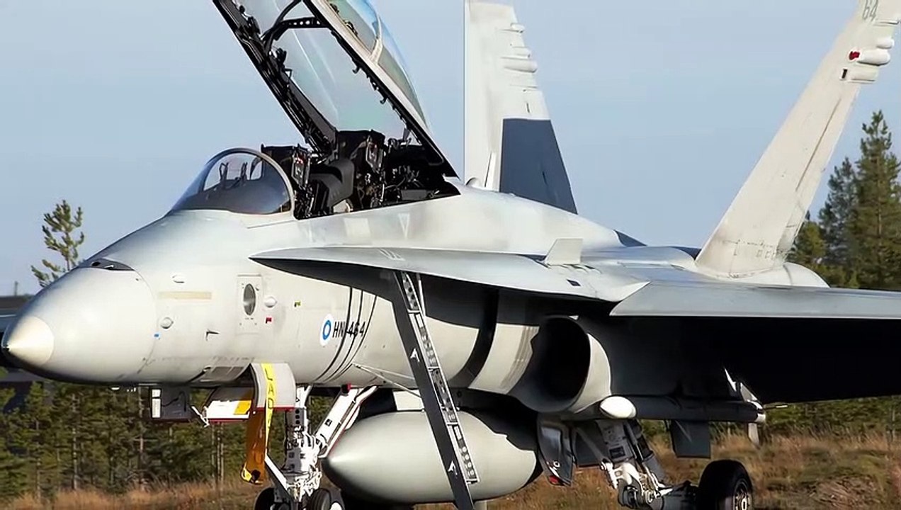 McDonnell Douglas FA-18 Hornet - HD