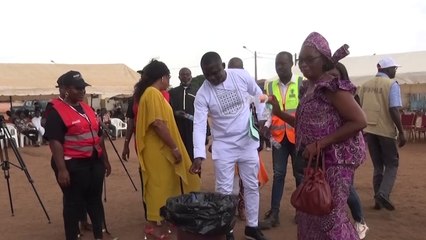 L'ONG les zinzins du bonheur lance le projet "Bouaké, zéro déchet plastique" au quartier Kamounoukro