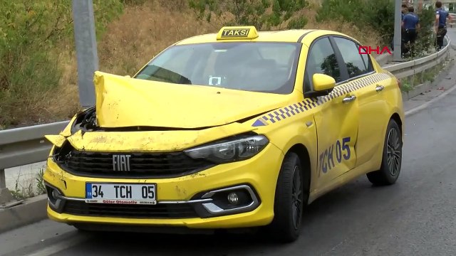 Accident en chaîne impliquant 16 véhicules à Maltepe： 5 blessés