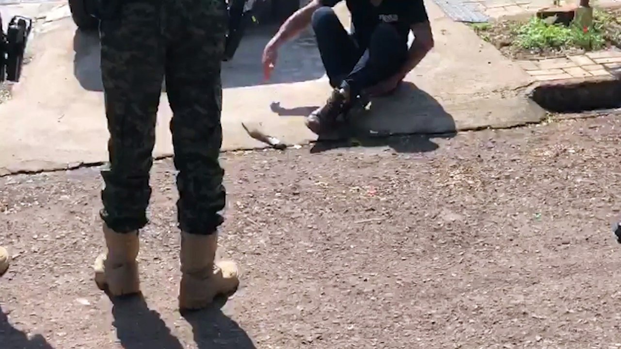 Em surto, homem pula muro de colégio, lesiona a cabeça e mobiliza equipes da GM e Samu