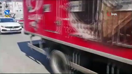 Aracıyla motosikletli sürücüye çarpıp kaçtı