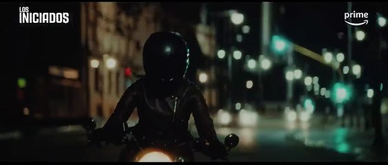 Les initiés Bande-annonce (EN)