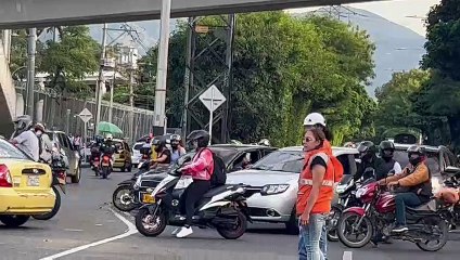 Falta de claridad en demandas y elementos encapuchados generan tensión en Medellín