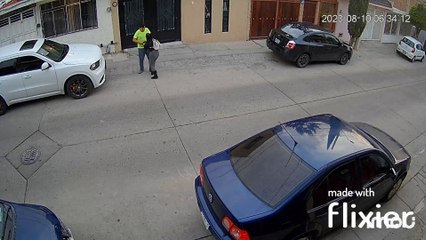 Momento en que joven mexicana termina herida en asalto