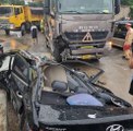 Xe đầu kéo tông nát ô tô ở Thanh Hóa, 3 người may mắn thoát nạn