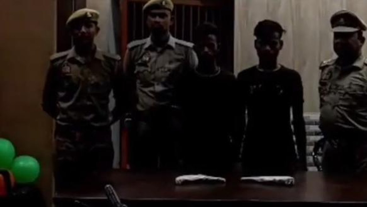 शाहजहांपुर: युवक को गोली मारने के मामले में पुलिस ने दो अभियुक्तों को किया गिरफ्तार