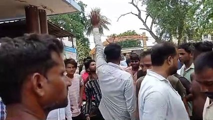 बाइक सहित नहर में गिरने से युवक की मौत, परिजनों ने किया हंगामा
