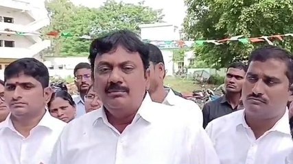 అనకాపల్లి జిల్లా: ఎవరేమనుకున్నా.. తగ్గేదేలే అంటున్న వైసీపీ ఎమ్మెల్యే