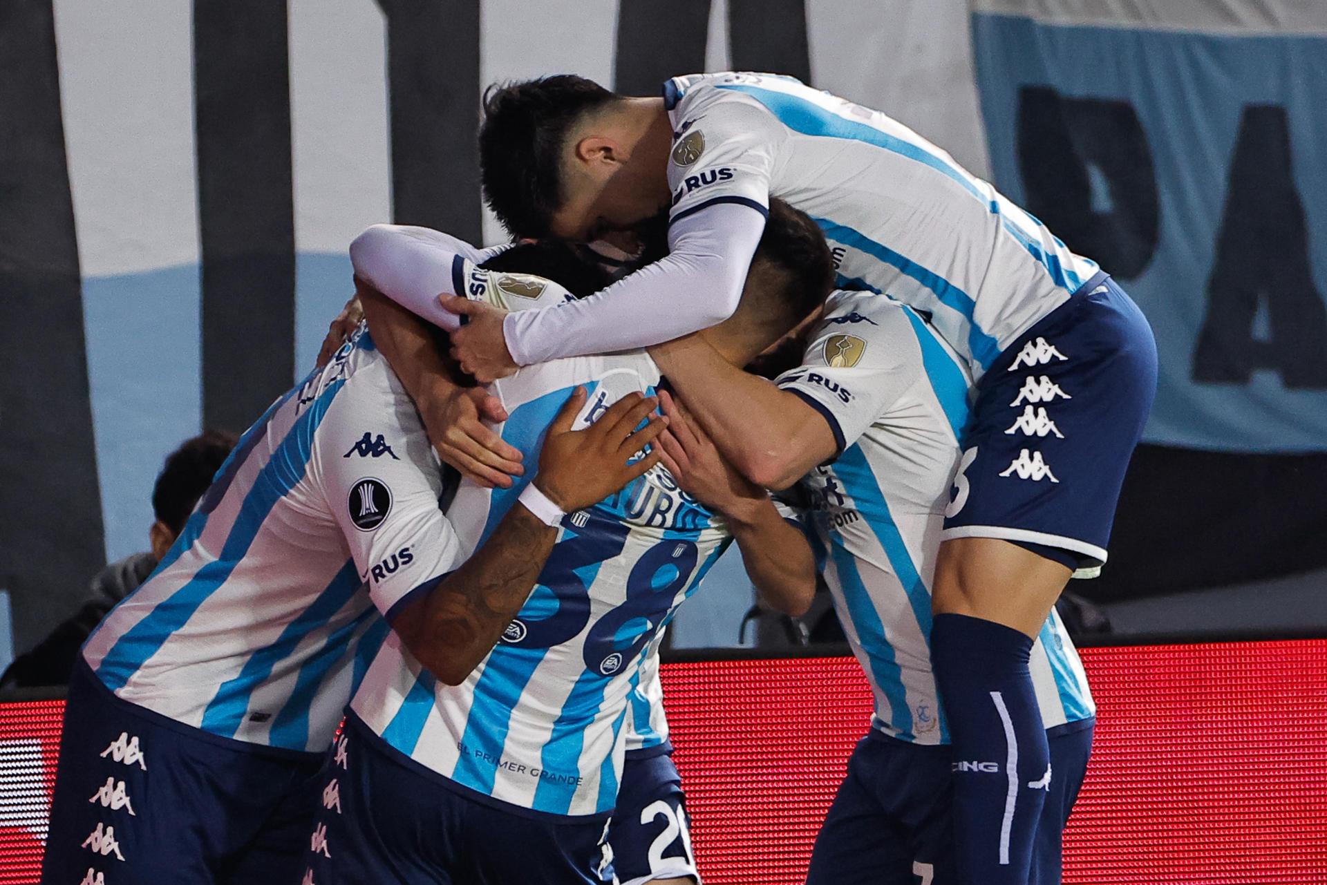 Flamengo v Racing Club, Copa Libertadores 23