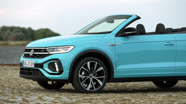 Volkswagen T-Roc Cabriolet Exterior Design in Teal Blue