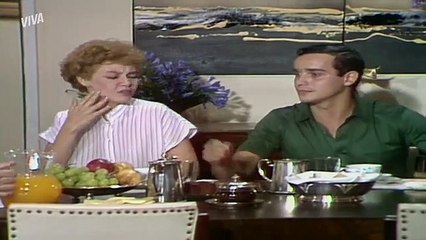 Novela Bambolê (1987) - Cristina chantageia Amália em troca de favores