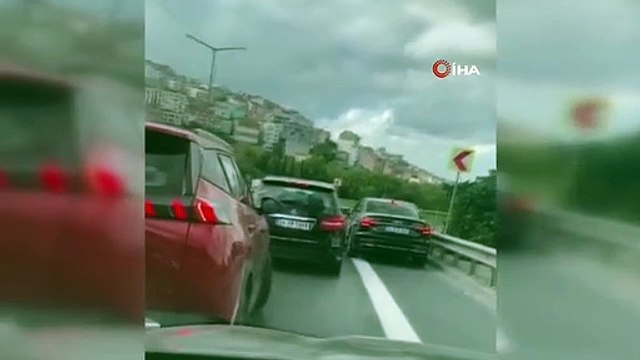 Kağıthane'de emniyet şeridini ihlal eden sürücüye ceza yağdı
