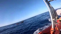 La Spezia, arrivata la nave di Medici senza frontiere. Il video dei soccorsi in mare