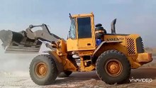 Volvo - Front loader doing it's job