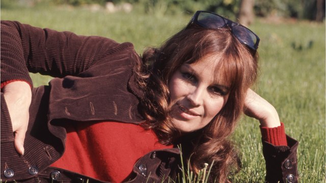 VOICI - Mort d'Antonella Lualdi : la complice de Pierre Mondy dans Les Cordiers, juge et flic avait 92 ans