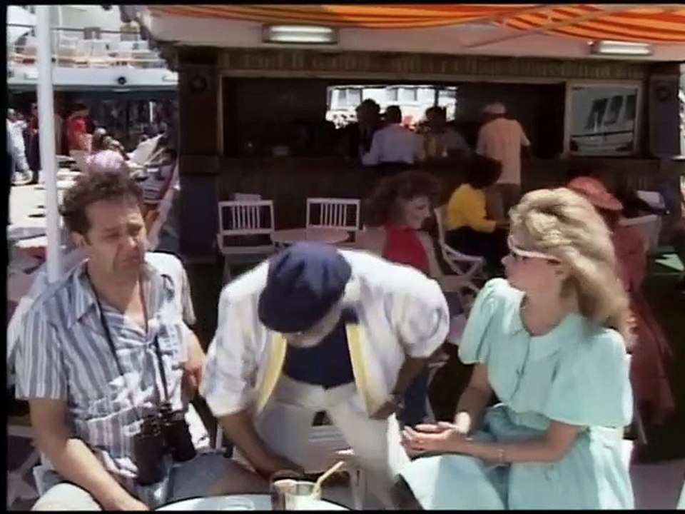 ΕΝΑΣ ΛΑΘΡΕΠΙΒΑΤΗΣ ΣΤΗΝ ΚΑΡΔΙΑ ΜΟΥ - 1988 - DVDR...