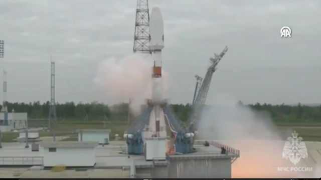 Rusya, su kaynağı aramak için 1976’dan bu yana ilk defa Ay’a uzay aracı gönderdi.