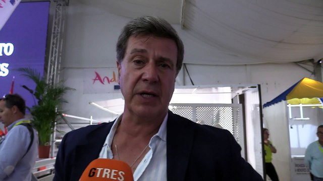 El extraño silencio de Cayetano Martínez de Irujo cuando le preguntan por Genoveva Casanova