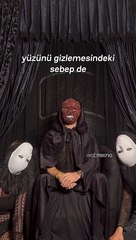 İstiklal’de para saçan isim! “Beni hiçbir etkinlikte yüzü açık göremeyeceksiniz”