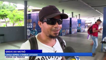 Greve do metrô: longa espera e ônibus lotado