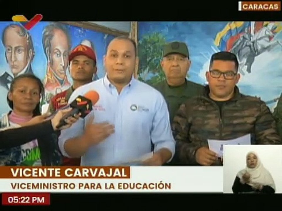 Bricomiles realizan trabajos de rehabilitación en al U.E.N Guayana Esequiba de Caricuao